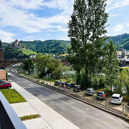 Lägenhet Moselblick Iii Ad Reichsburg Parkplatz 100m Marktplatz